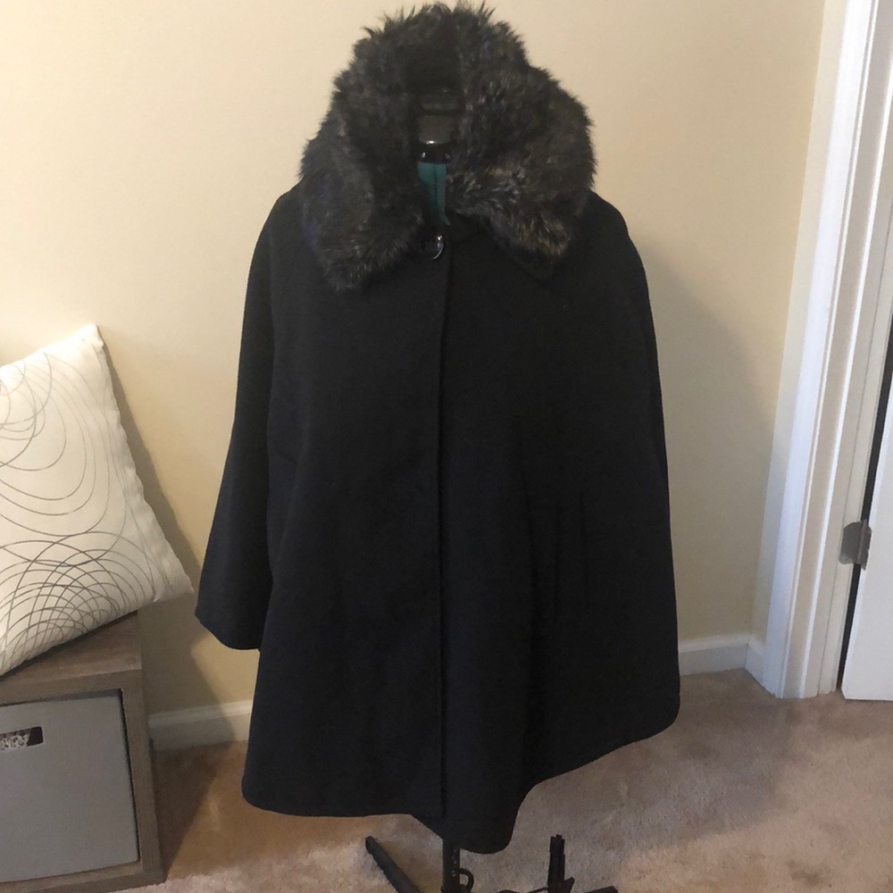 Black Cape with removable fur collar